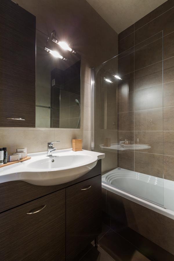 Stylish And Spacious 2Bd - Thiseio By Upstreet Athens Luaran gambar